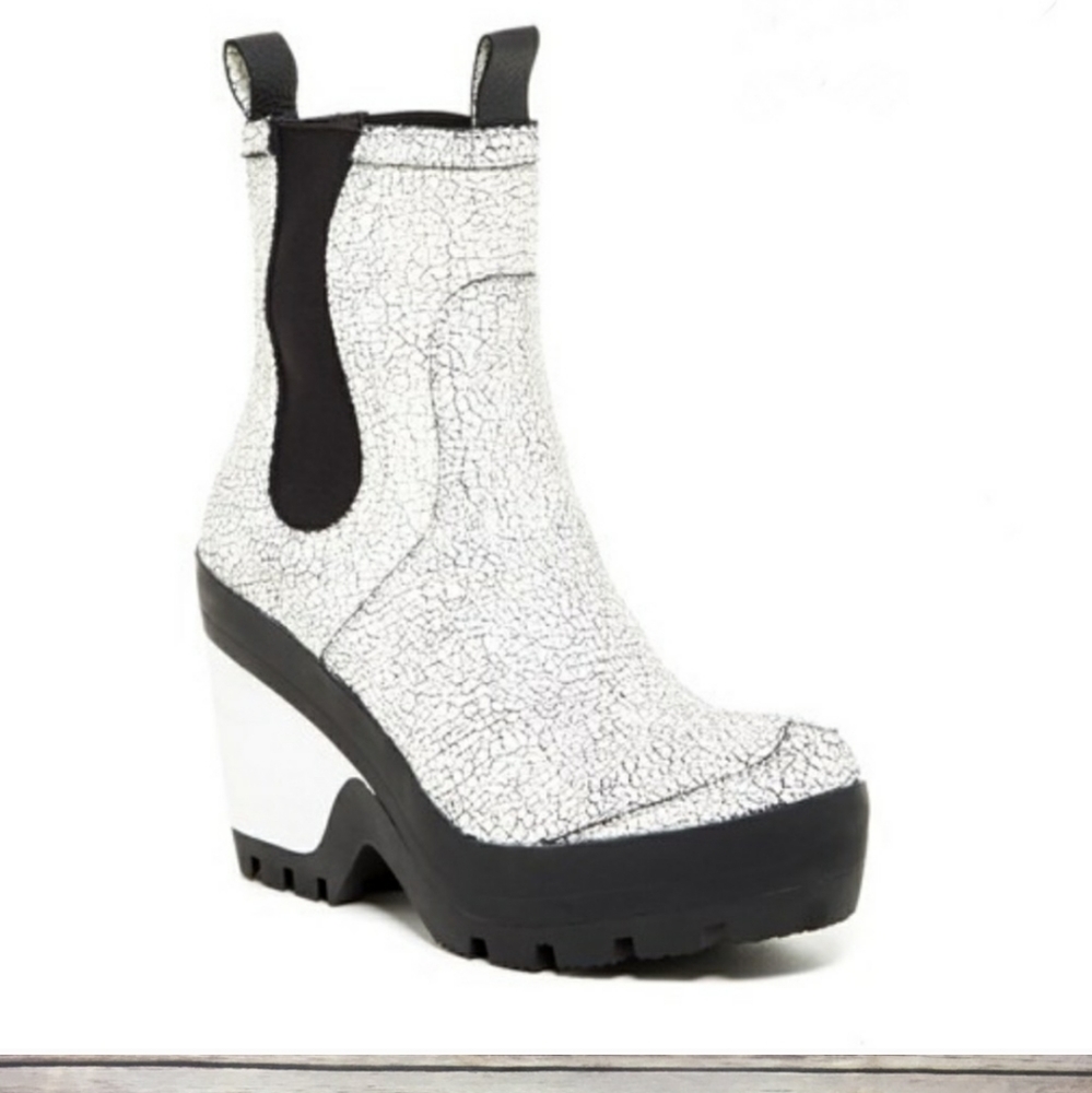 Hunter | White Crackle Platform Wedge Chelsea Boot